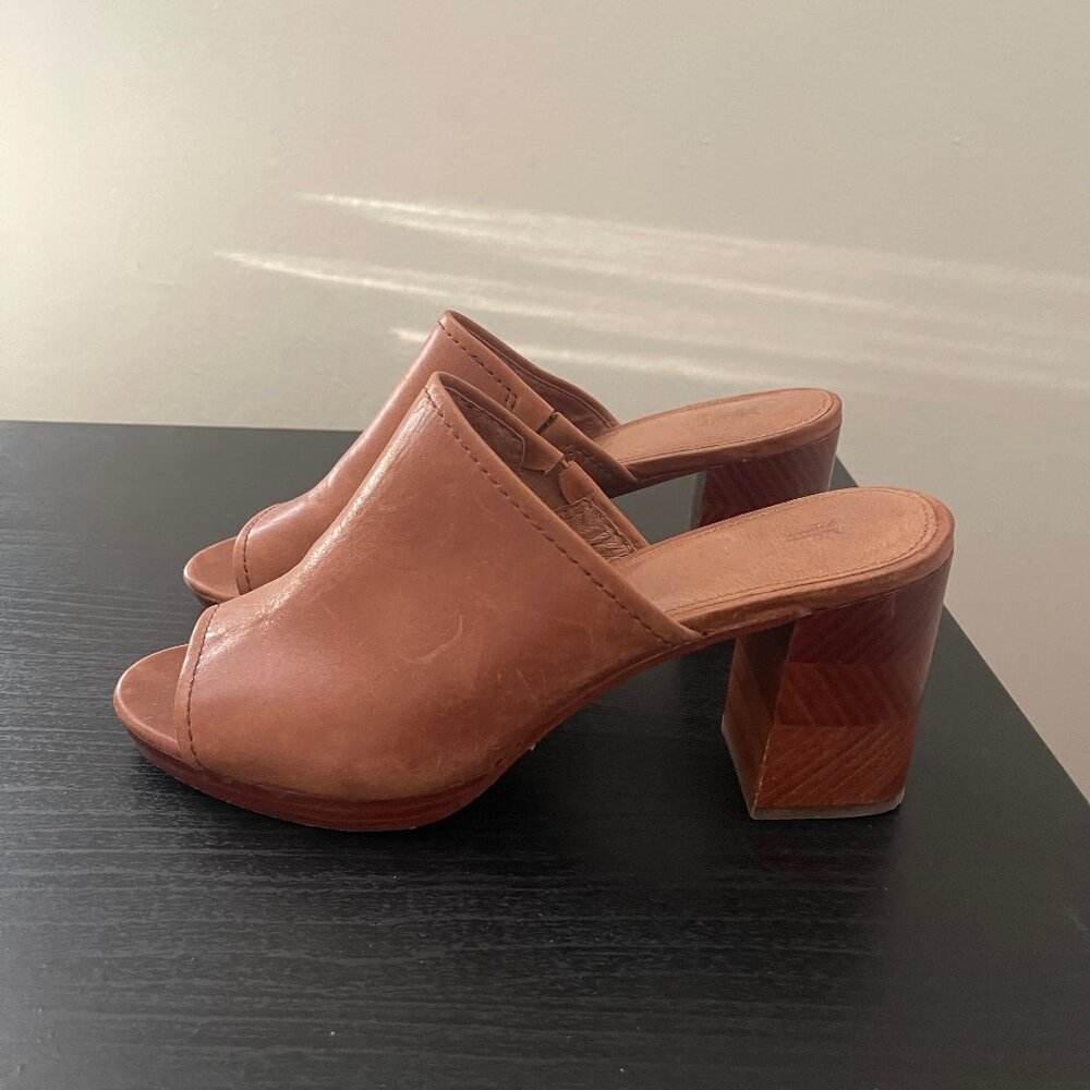 Brown Leather Open-Toe Block Heel Mules